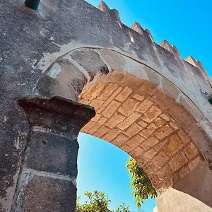 Gasthuis Tiche, Cefalù